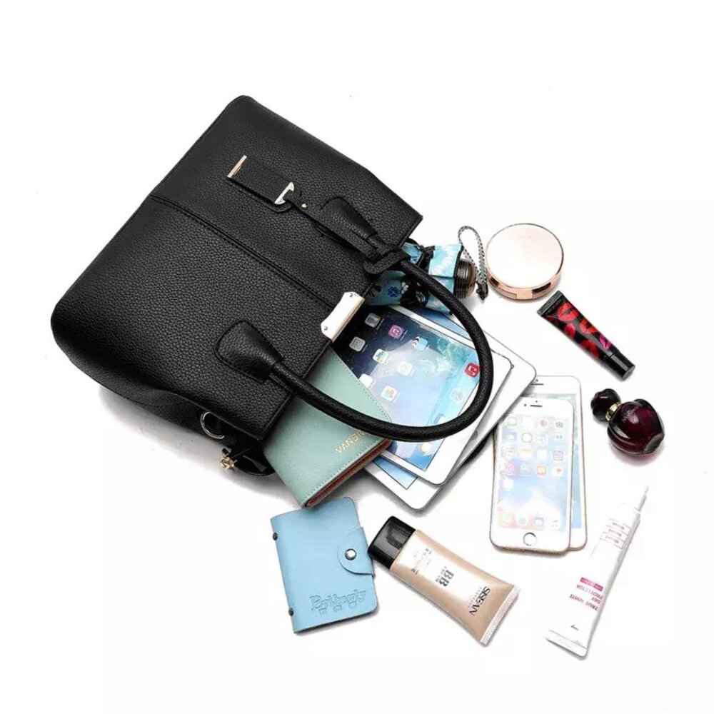White Chic Sophistication Crossbody Leather Handbag - Picture 5 of 5